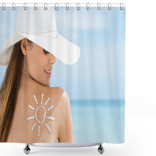 Personality  Sun Drawn On Woman's Shoulder With Sun Protection Cream Shower Curtains
