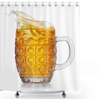 Personality  Beer In Mug With Splash Shower Curtains