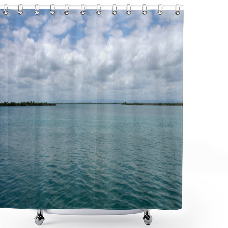 Personality  Belize, Clear Sea Shower Curtains