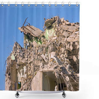 Personality  Demolished Building Shower Curtains