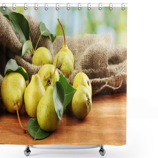 Personality  Juicy Flavorful Pears Of Nature Background Shower Curtains