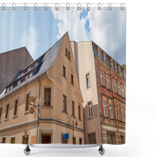 Personality  Buildings Shower Curtains