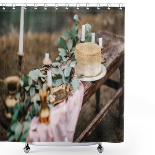 Personality  Wedding Decor With A Golden Cake Shower Curtains