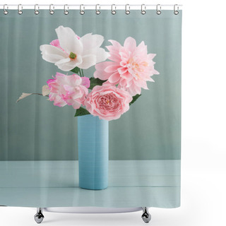 Personality  Crepe Paper Flower Bouquet Shower Curtains