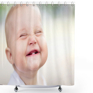 Personality  Smiling Cute Baby Shower Curtains
