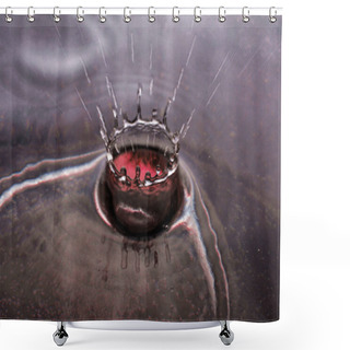 Personality  Water Splash In Black Shower Curtains