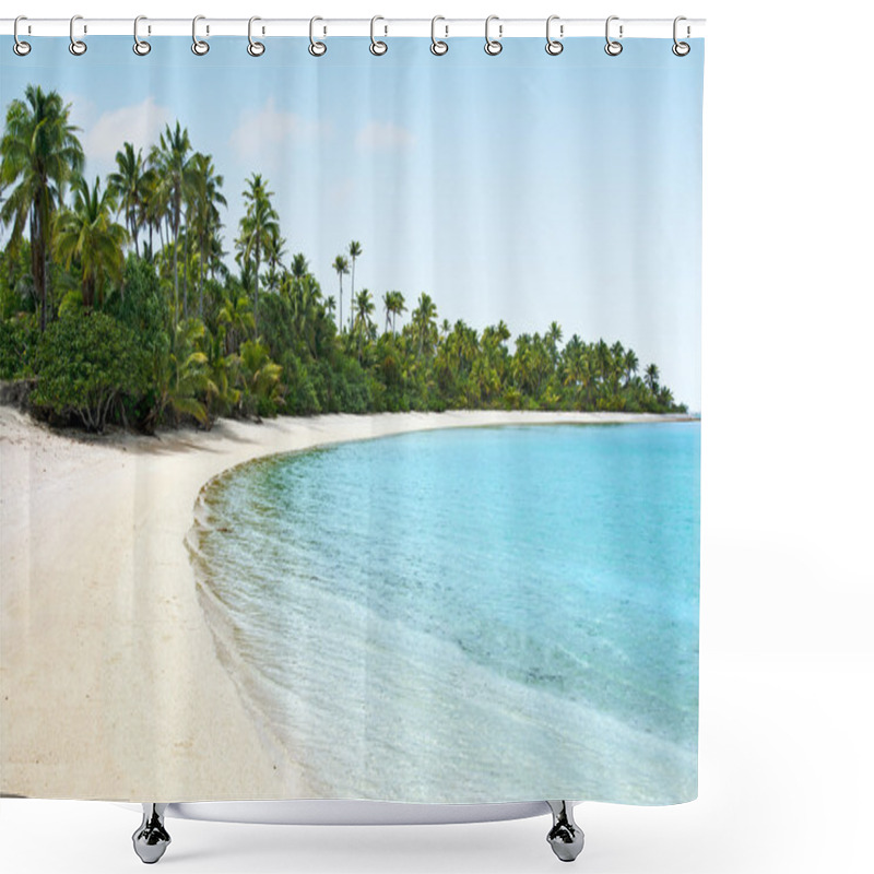Personality  Landscape Of One Foot Island In Aitutaki Lagoon Cook Islands Shower Curtains