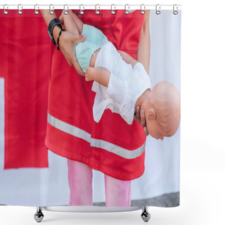 Personality  Demonstration Of First Aid Rebenkku With Choking Shower Curtains