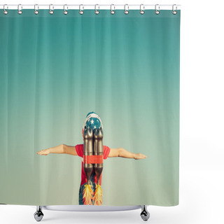 Personality  Kid Playing With Jet Pack Shower Curtains