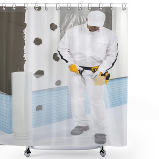 Personality  Worker Cutting A Fiber Mesh Shower Curtains