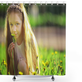 Personality  Little Girl Smelling Dandelions Shower Curtains