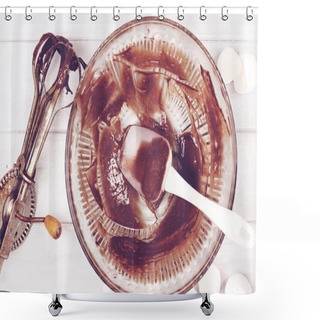 Personality  Retro Chocolate Cake Batter Shower Curtains