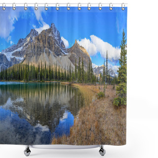 Personality  Nature Canada Shower Curtains