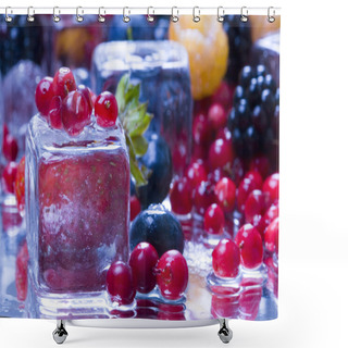 Personality  Sweet Fruits & Ice Cubes Shower Curtains