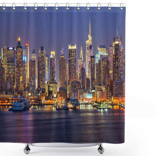 Personality  Manhattan At Night Shower Curtains