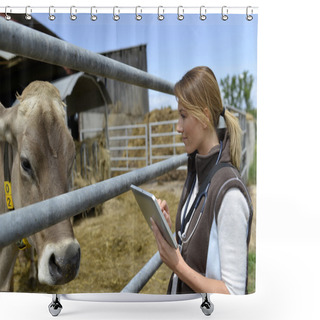 Personality  Veterinarian With Digital Tablet Shower Curtains