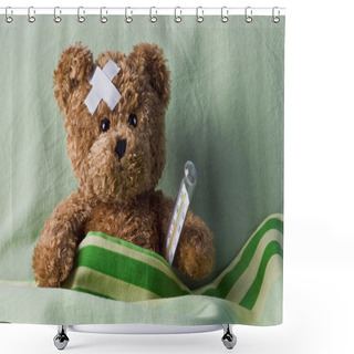 Personality  Bear Shower Curtains