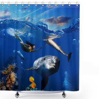 Personality  Colorful Underwater Coral Scene With Dolphins Fish And Beautiful Shower Curtains