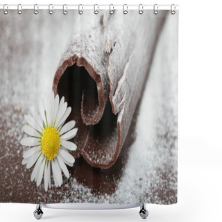 Personality  Chamomile Flower With Icing Chocolate Roll On Cake Top Shower Curtains
