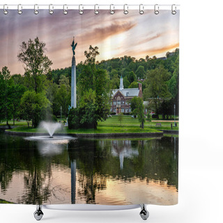 Personality  Montclair, NJ - USA - May 13, 2023  Sunset View Of Soldiers And Sailors Memorial In Edgemont Park Featuring The Tall Granite Obelisk Winged Victory. Designed By Sculptor Charles Keck In 1925. Shower Curtains