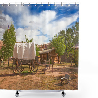 Personality  Wild West Pioneers Shower Curtains