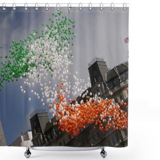 Personality  Balloons On St Patrick's Day Shower Curtains