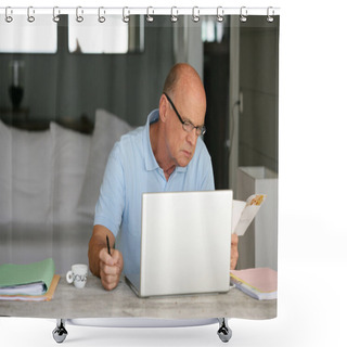 Personality  Man With Computer Shower Curtains