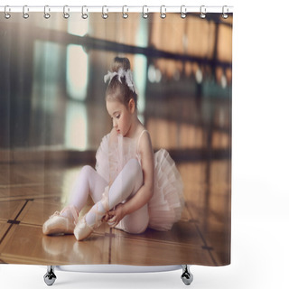Personality  Little Ballerina Shower Curtains