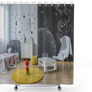 Personality  Boy Astronaut Room Interior Shower Curtains