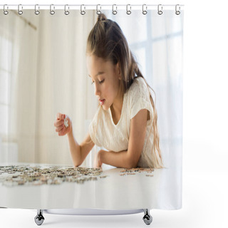 Personality  Girl Playing With Puzzles Shower Curtains