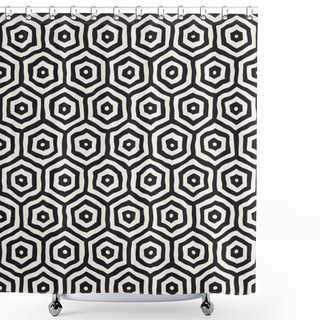 Personality  Seamless Black And White Pattern With Hexagon Lattice. Creative Monochrome Hand Drawn Honeycomb Background. Shower Curtains