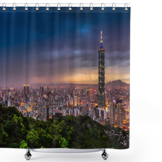 Personality  Taipei City View At Night Shower Curtains