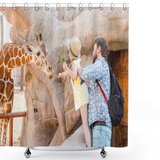 Personality  Dad And Daughter Feed A Giraffe Shower Curtains
