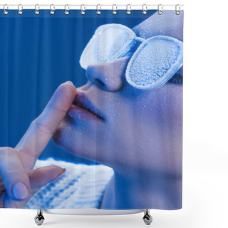 Personality  Woman In Sunglasses Covered In Frost Shower Curtains
