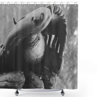 Personality  Texture Of Old Used Ball In Baseball Glove, Black And White Sport Equipment. Shower Curtains