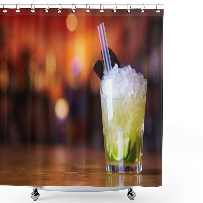 Personality  Cocktail With Ice Shower Curtains