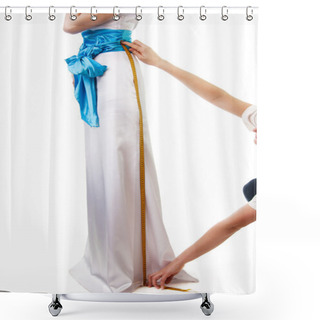 Personality  Measuring Leg Length Close-up Shower Curtains