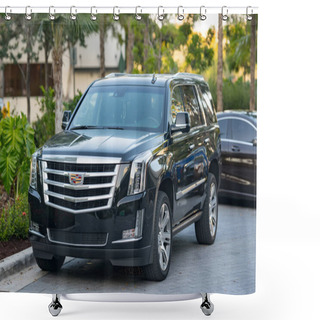 Personality  Cadillac Escalade A Luxury Limon Suv Shower Curtains