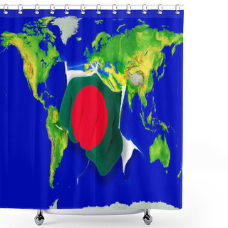 Personality  Fist In Color National Flag Of Bangladesh Punching World Map Shower Curtains