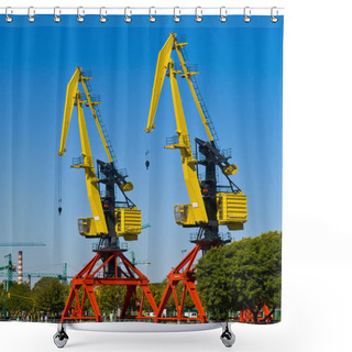 Personality  Cranes Shower Curtains