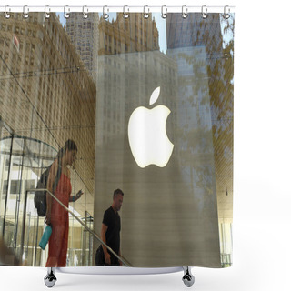 Personality  Chicago, USA - June 06, 2018: People In The Apple Store On Michigan Avenue In Chicago, Illinois. Shower Curtains