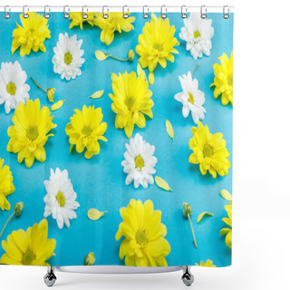 Personality  Beautiful Yellow And White Flowers Shower Curtains