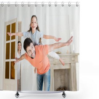 Personality  Happy Family At Home Shower Curtains
