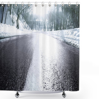 Personality  Winter Road Outside City Shower Curtains