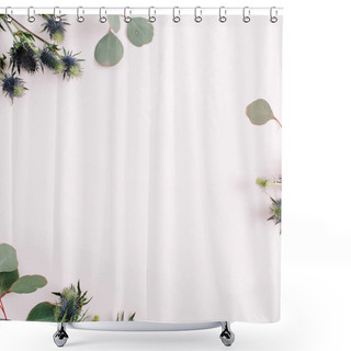 Personality  Frame Made Of Fresh Flowers Shower Curtains