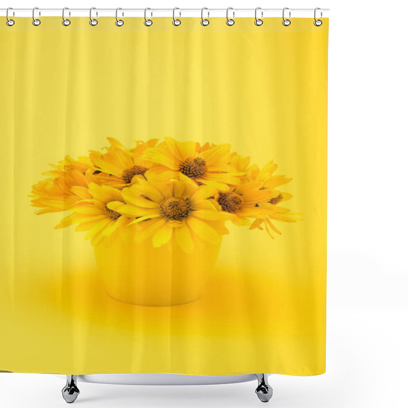 Personality  Beautiful yellow flowers shower curtains