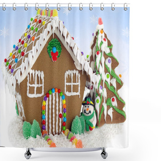 Personality  Gingerbread House Shower Curtains
