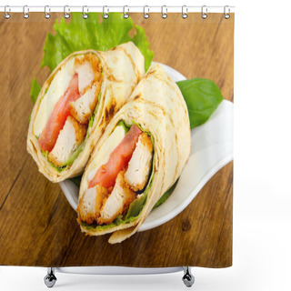 Personality  Chicken Bread Roll With Salad Leaves Shower Curtains