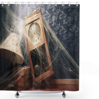 Personality  Vintage Wall Clock Full Of Cobwebs Shower Curtains