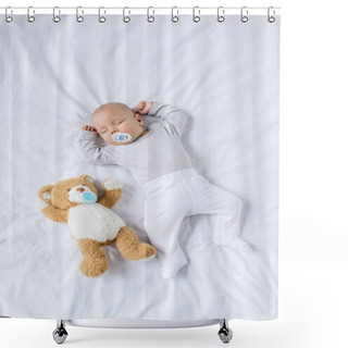 Personality  Baby Sleeping With Toy Shower Curtains